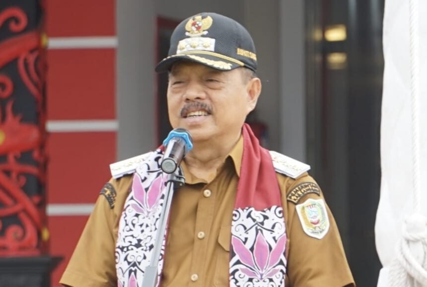 Bupati Sanggau Yohanes Ontot memastikan mulai bulan Juli 2025, Pemkab Sanggau tidak lagi menganggarkan gaji untuk tenaga honorer
