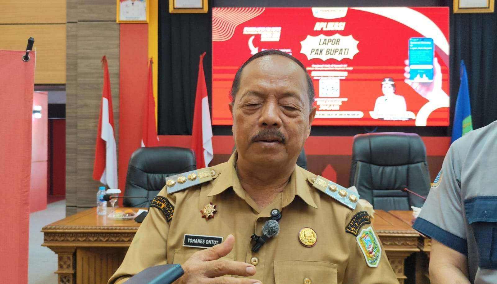 Bupati Sanggau, Yohanes Ontot.