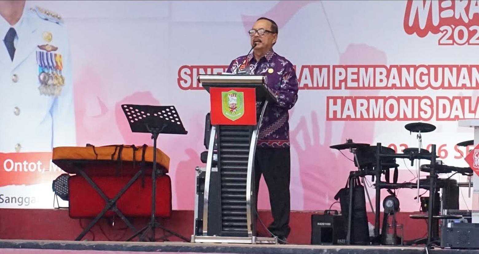Bupati Sanggau Yohanes Ontot membuka Pameran Pembangunan Sabang Merah Tahun 2025, pada Rabu, 3 September 2025 sore.